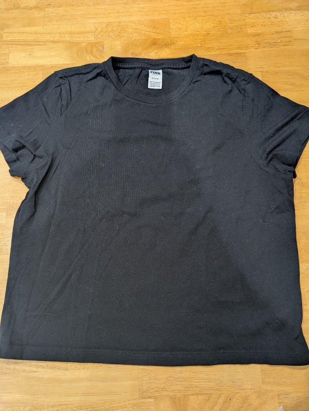NWOT PINK Victoria's Secret Black Crop T-Shirt Size Medium - Picture 1 of 2